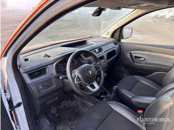 Kasti veoauto 2022 Renault Van Truck: pilt 4 Kasti veoauto 2022 Renault Van Truck: pilt 4
