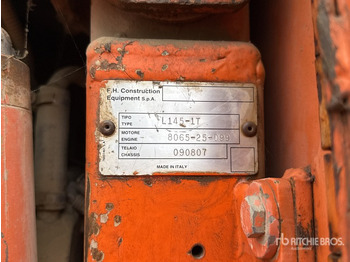 Roomiklaadur FIAT-HITACHI