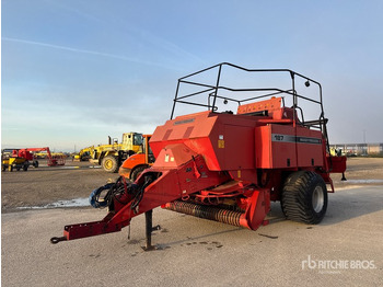 Heinapress, ümmargune MASSEY FERGUSON 100 series