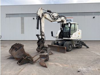 Ratastel ekskavaator LIEBHERR A 914