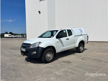 Pikap ISUZU