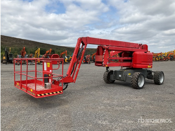 Liigendpoom 2012 Genie Z60 4WD Diesel Articulating Boom Lift: pilt 3