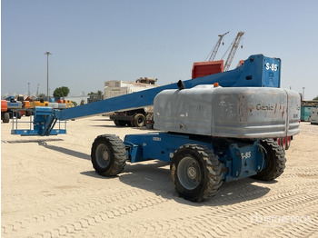 Teleskooppoom 2006 Genie S85 4WD Diesel Telescopic Boom Lift: pilt 3