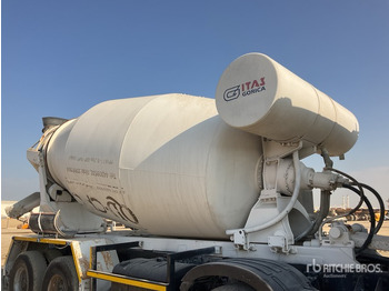 Autobetoonisegisti 2019 Renault K440 8x4 Twin-Steer Mixer Truck: pilt 5 Autobetoonisegisti 2019 Renault K440 8x4 Twin-Steer Mixer Truck: pilt 5