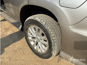 Maastur 2020 Lexus GX460 4WD SUV: pilt 4