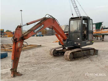 Miniekskavaator DOOSAN DH55
