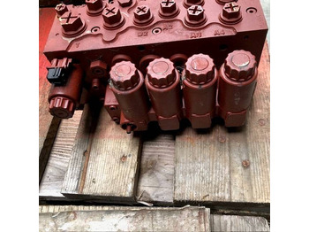 Hüdrauliline klapp - Materjali käitlemise seade Hydraulic control valve for Linde: pilt 3
