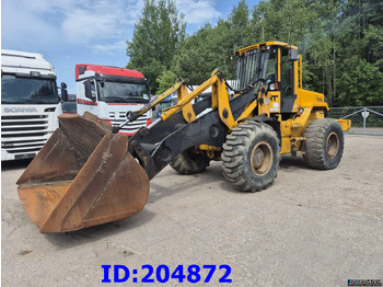 Rataslaadur JCB 436