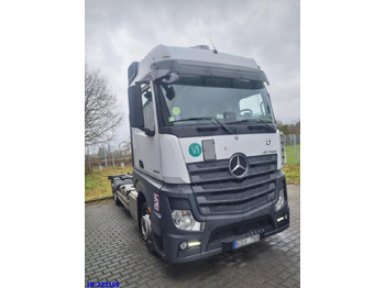 Kabiinišassiiga veoauto MERCEDES-BENZ Actros 2542