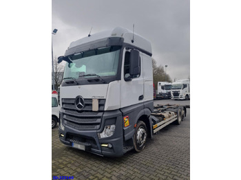 Kabiinišassiiga veoauto MERCEDES-BENZ Actros 2542