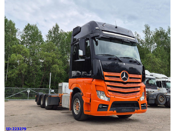 Kabiinišassiiga veoauto MERCEDES-BENZ Actros 3563  8×4 ( Steering axle): pilt 4