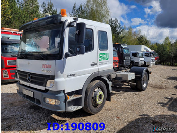 Kabiinišassiiga veoauto MERCEDES-BENZ Atego