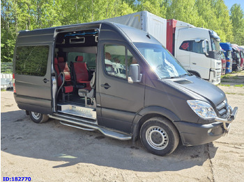 Kaugsõidu buss MERCEDES-BENZ Sprinter 319