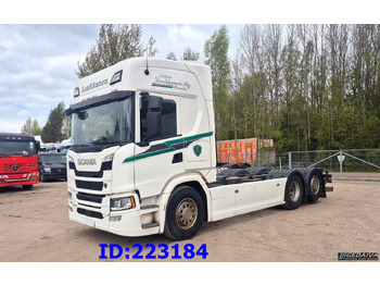 Kabiinišassiiga veoauto SCANIA G
