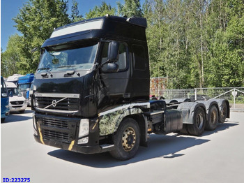 Kabiinišassiiga veoauto VOLVO FH13 540