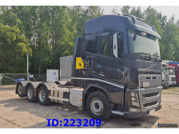 Kabiinišassiiga veoauto VOLVO FH16 750