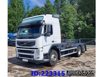 Kabiinišassiiga veoauto VOLVO FM 500