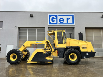 Pinnasetasandaja BOMAG