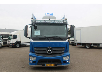 Kasti veoauto Mercedes-Benz Antos 360 + euro 6 + lift: pilt 2