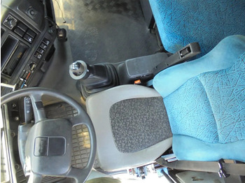 Kabiinišassiiga veoauto Volvo FH 12.420 + Euro 2 + 6x2 + Manual: pilt 5