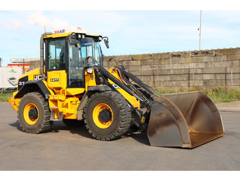 Laadur JCB 417