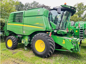 Kombain JOHN DEERE T560