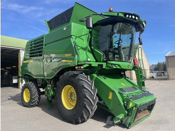Kombain JOHN DEERE T670