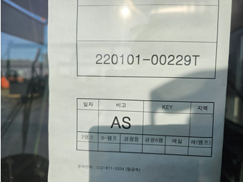 Uus Kabiin - Ehitusmasinad Doosan 220101-00229T - 220101-00229X: pilt 2