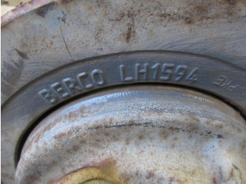 Uus Relsi vedaja - Ehitusmasinad Liebherr R954C HD -: pilt 3