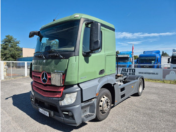 Sadulveok MERCEDES-BENZ Actros 1843