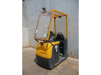 Puksiirtraktor JUNGHEINRICH