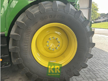 Koristusmasin JOHN DEERE 8400