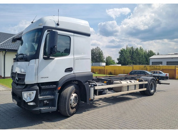 Tent veoauto MERCEDES-BENZ Actros 1836