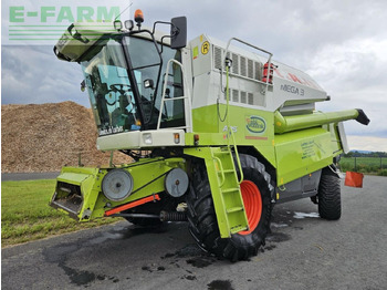 Kombain CLAAS Mega