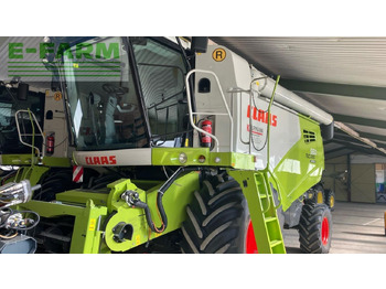 Kombain CLAAS Tucano 560