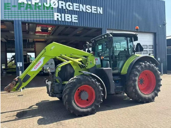 Traktor CLAAS Arion 650
