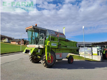 Kombain CLAAS Dominator