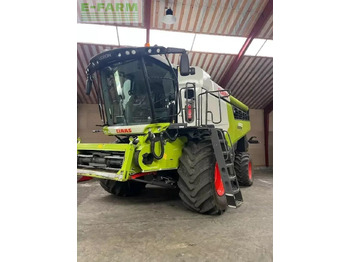 Kombain CLAAS Lexion