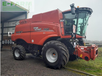 Kombain CASE IH