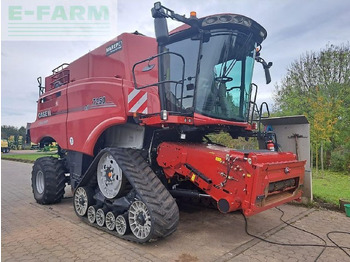 Kombain CASE IH Axial-Flow