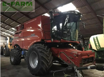 Kombain CASE IH Axial-Flow