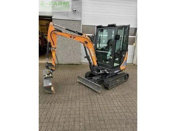 Miniekskavaator CASE