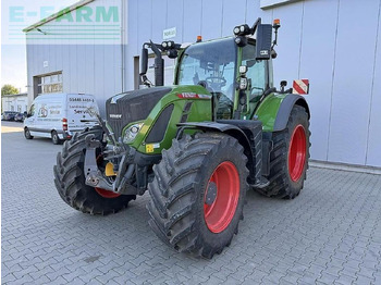 Traktor FENDT 724 Vario