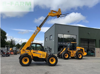 Teleskooplaadur JCB