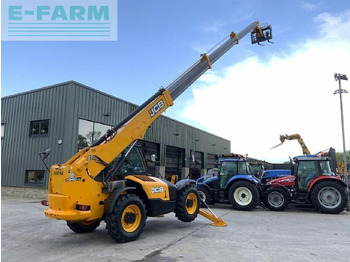 Teleskooplaadur JCB