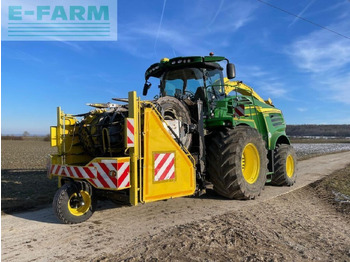 Koristusmasin JOHN DEERE 8700