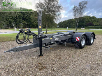 Põllutöö tõstuk-järelhaagis/ Kallur KRAMPE