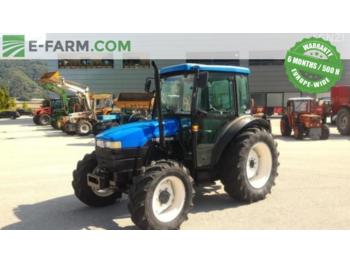 Traktor New Holland TN55: pilt 1
