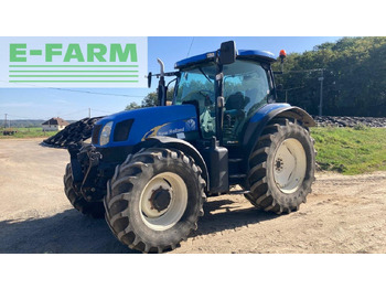 Traktor NEW HOLLAND T6070