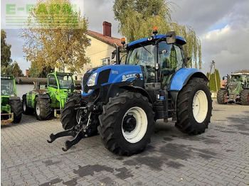 Traktor NEW HOLLAND T7